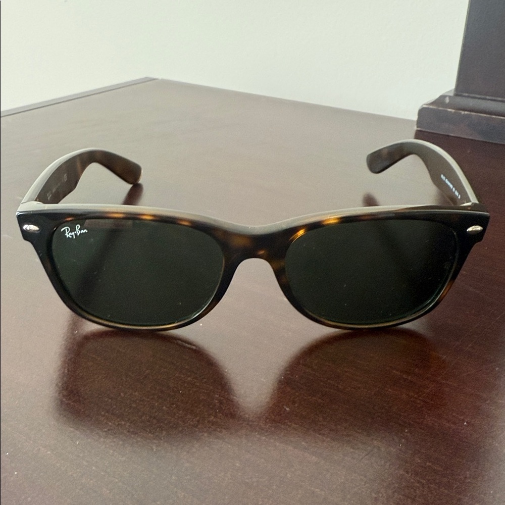 Ray-Ban Wayfarer Sunglasses